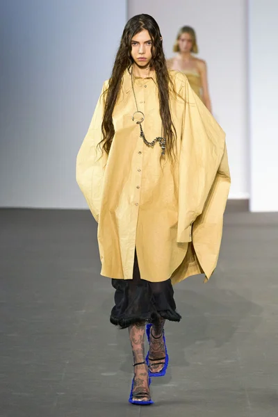 Look 21